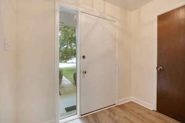 1525 COLUMBIA CT