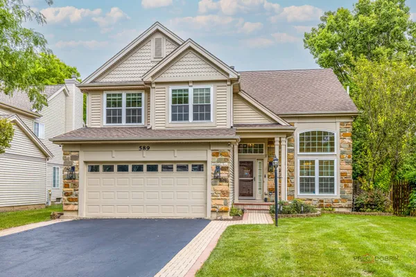 589 MARSEILLES CIR