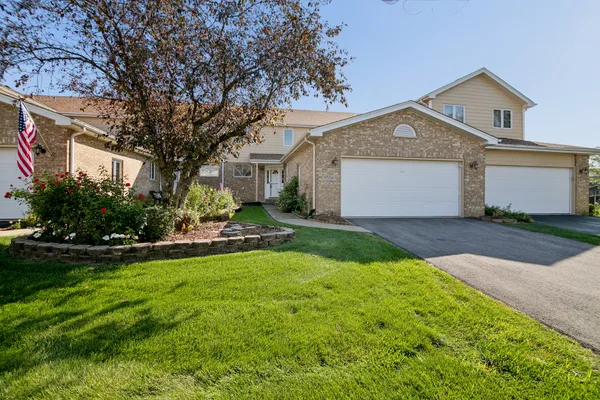 8554 TULLAMORE DR