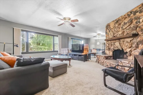 1807 ELMWOOD DR