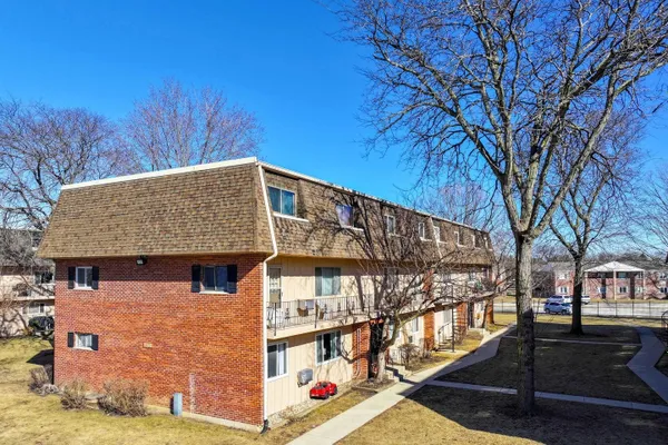 2310 ALGONQUIN RD 6