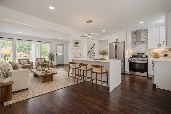 1321 MARCY LN