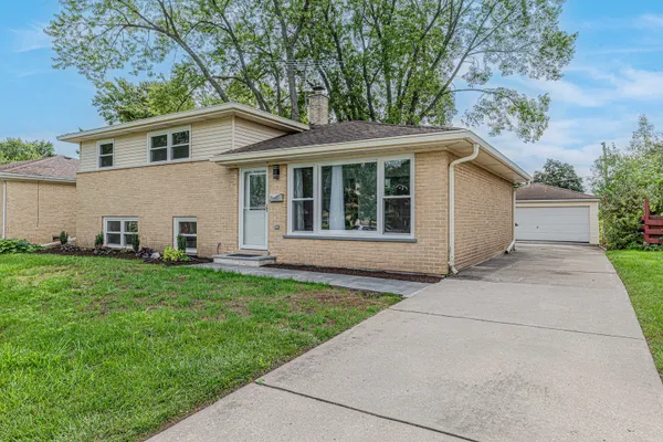 1321 MARCY LN