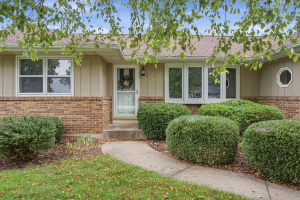 110 NADEN CT