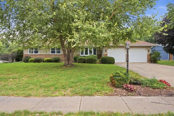 110 NADEN CT