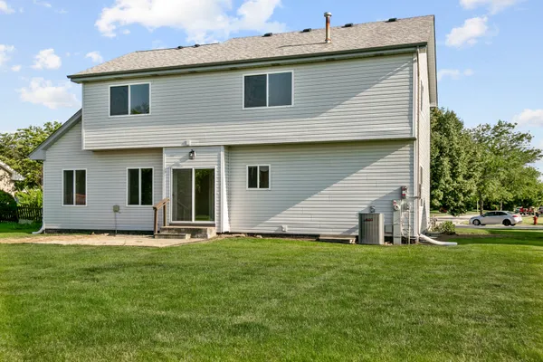 731 BOBWHITE LN