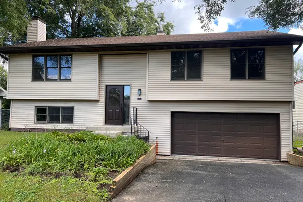 5312 W LAKE SHORE DR
