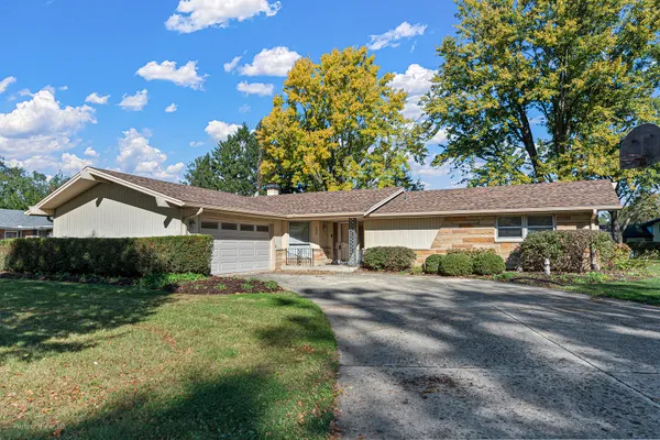 3233 ROSEMONT DR