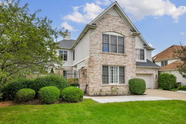 527 MALLARD POINT DR