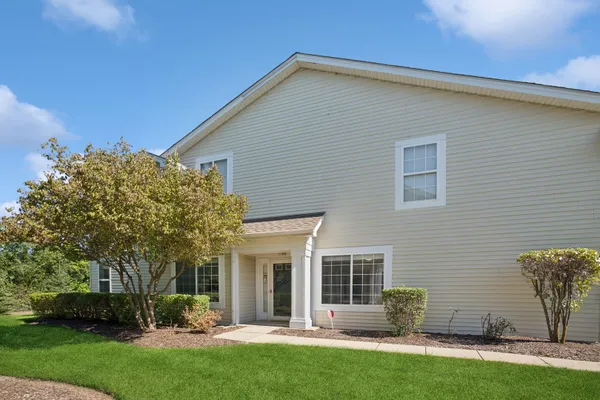 1156 WESTMINSTER LN 1156
