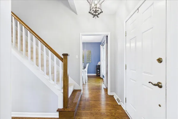 608 FOX HOLW