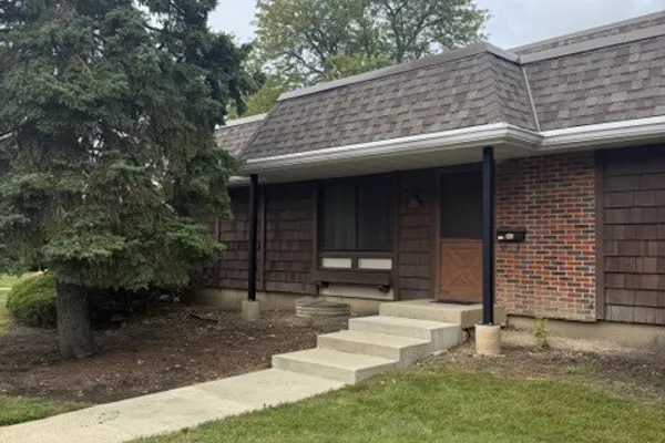5560 COURT F F
