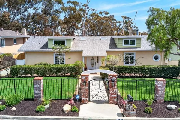 2939 MESA DR