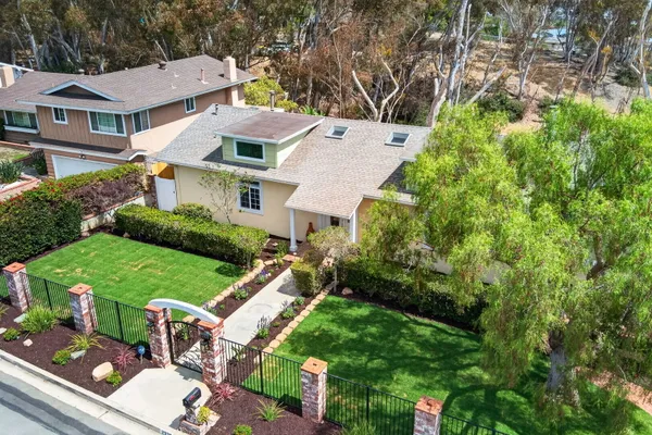2939 MESA DR