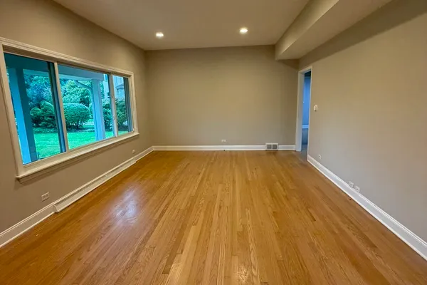 232 LINDEN RD