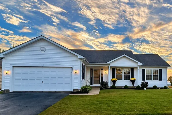 3499 WHITE OAK DR