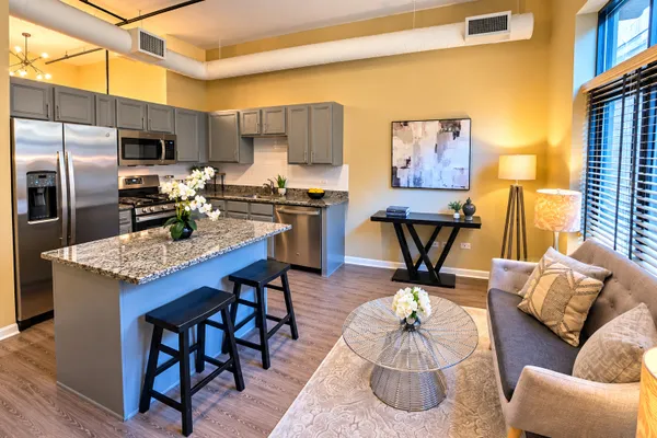 400 W ONTARIO ST 510