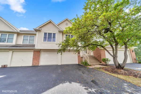 30W111 FAIRFAX CT 30W111