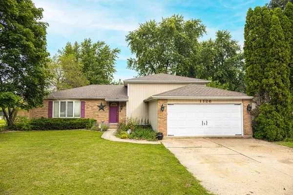 1126 HARVEST DR