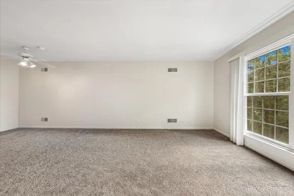 5100 CARRIAGEWAY DR 305-2