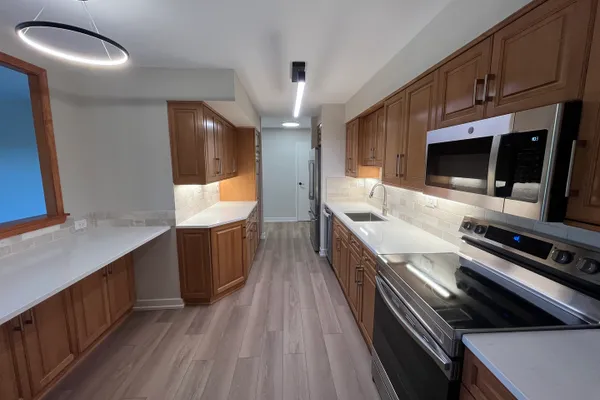 1615 E CENTRAL RD 422-C