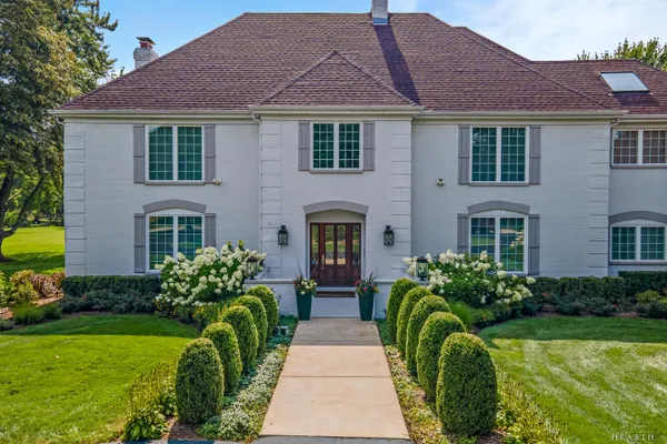 10 COREY DR