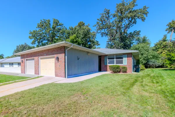 2516 RED OAK TRL