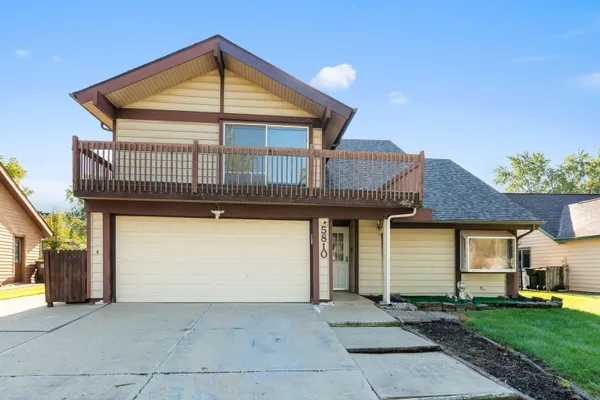 5810 EASTON CT