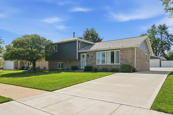25712 S MCCORKLE AVE