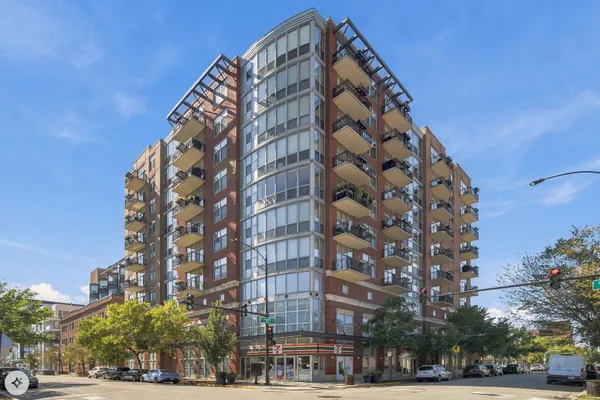 1201 W ADAMS ST 510