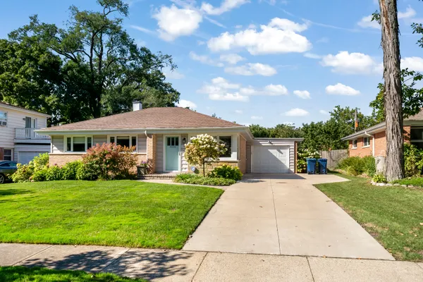 1960 MILTON AVE