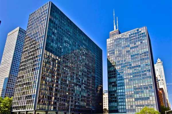 900 N LAKE SHORE DR 1011