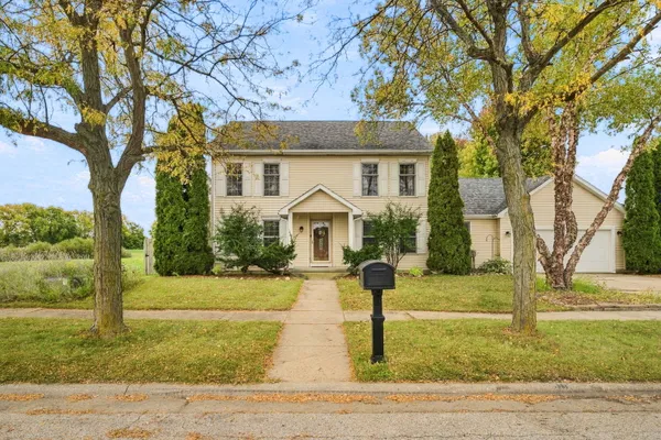 1613 LOCUST RD