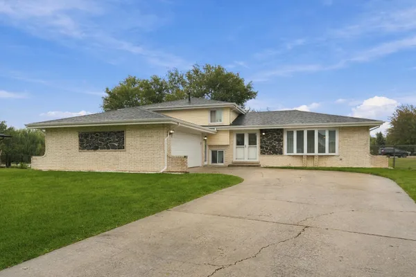 12025 WINCHESTER RD