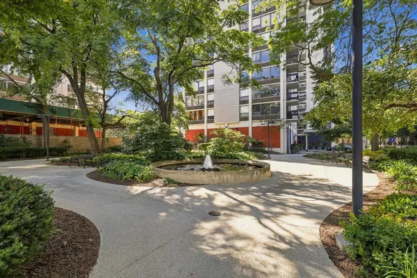 1460 N SANDBURG TER 1110