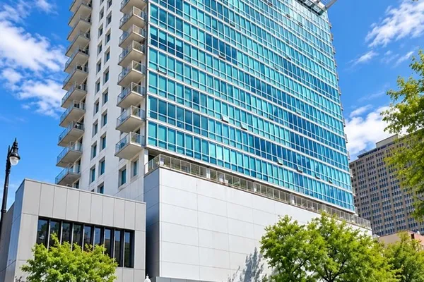 1845 S MICHIGAN AVE 1208