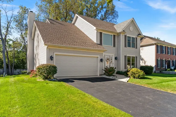 1460 PRAIRIE CROSSING DR