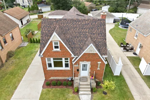 3226 GRAND BLVD