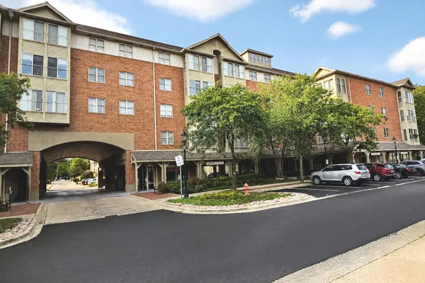 100 N BOKELMAN ST 429
