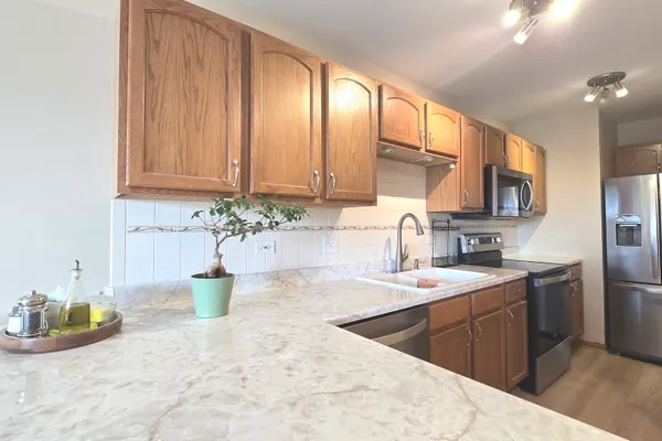 100 N BOKELMAN ST 429