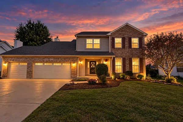 425 LENNOX DR