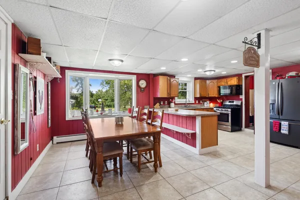 5817 WONDER WOODS DR