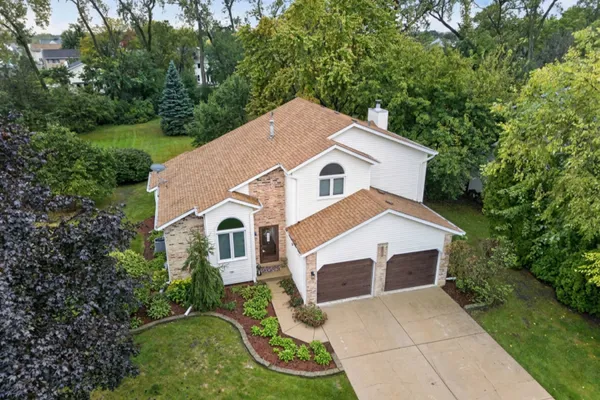 1114 OXFORD LN