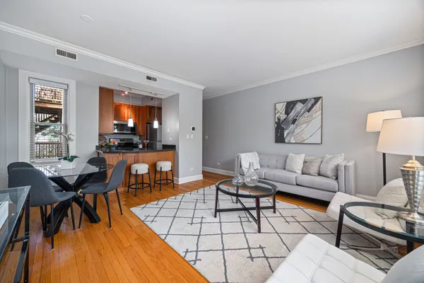 2150 W AINSLIE ST 3E