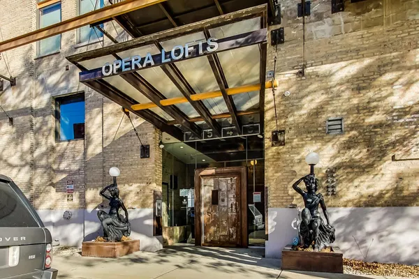 2545 S DEARBORN ST 525