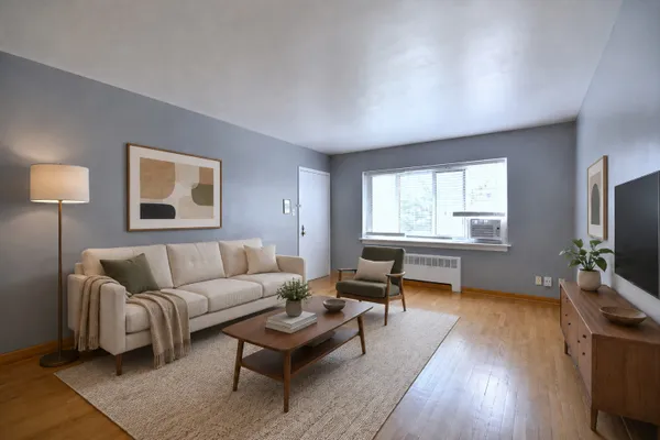 1112 N HARLEM AVE 1