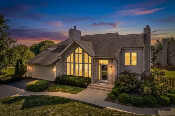 2108 YELLOWSTAR LN