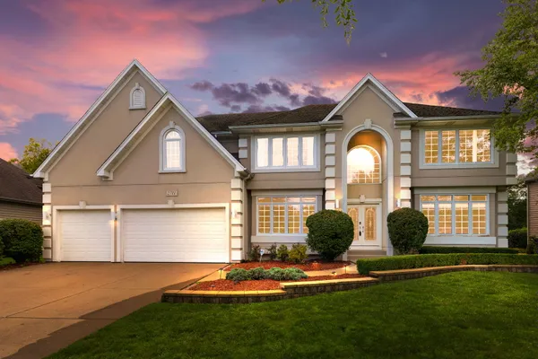 2711 DEERING BAY DR