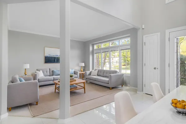 2711 DEERING BAY DR