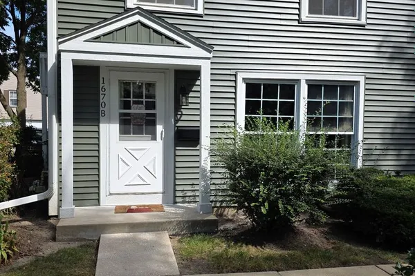 1670 MONTICELLO CT B